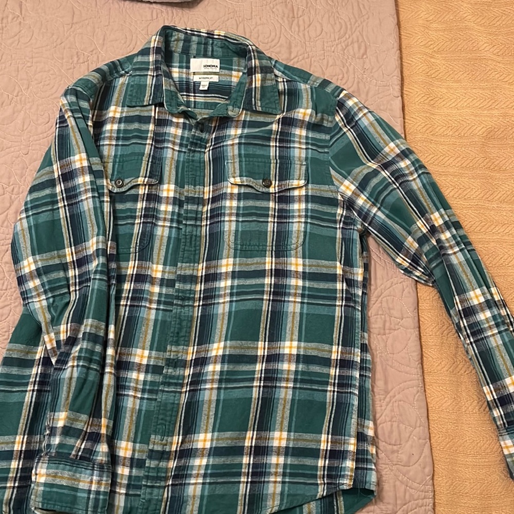 Plaid top
